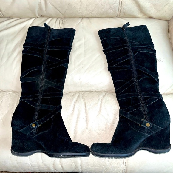 Me too black suede boots - Picture 5 of 7